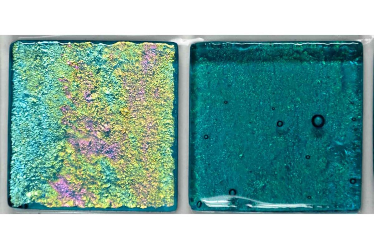 Ren-II-Teal-showing-shiny-and-iridescent-sides