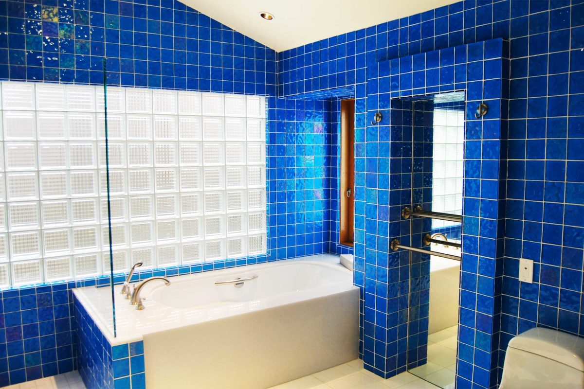 lightstreams-bathroom-r2c-turquoise-tile-4