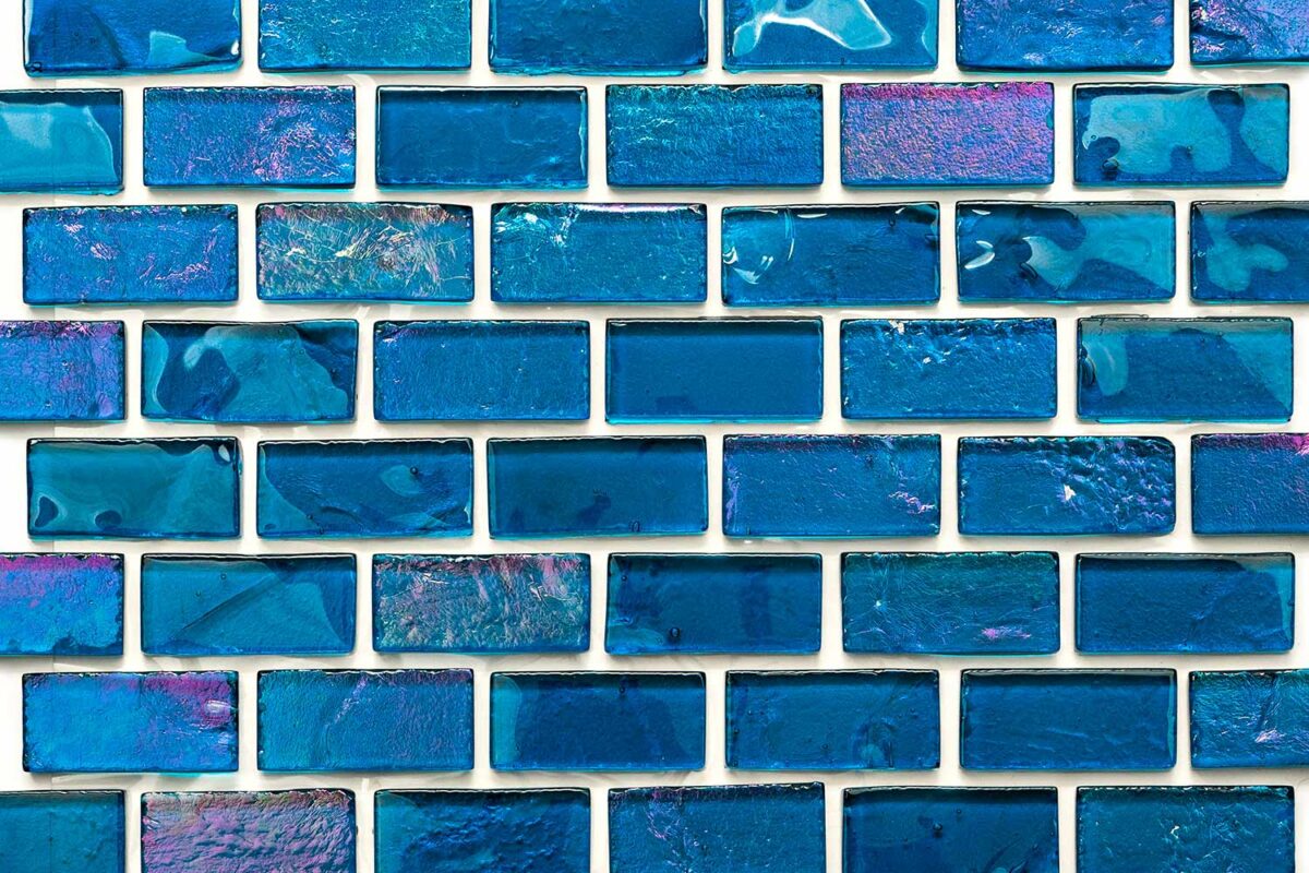 R1C Peacock tile 2x1in photo